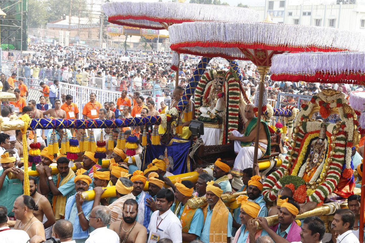 Malayappa Swamy enthralls devotees as Mohini – Tirumala Updates